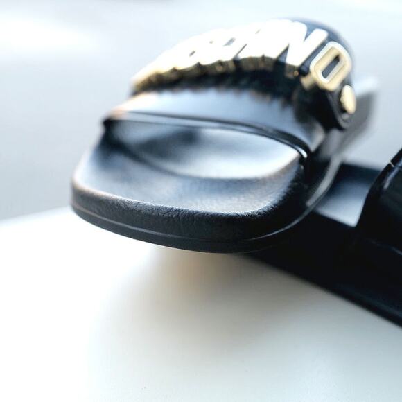 Moschino Black and Gold Sandals - Picture 11 of 16